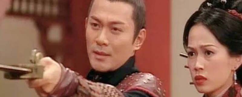 李皓镧原型是半月吗