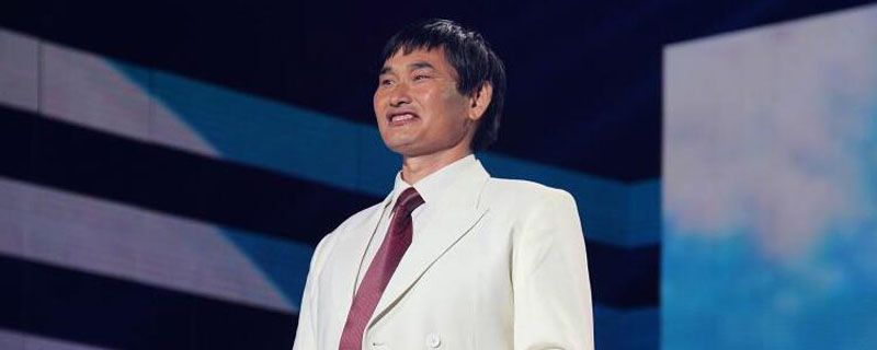 大衣哥怎么出名的