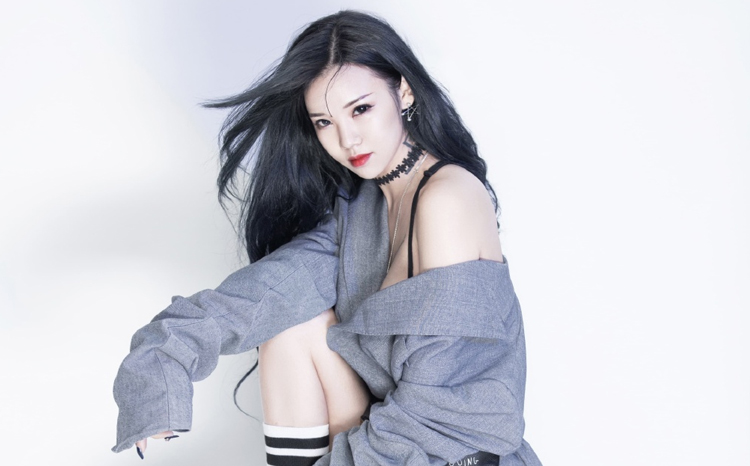 快手兮妹儿个人资料简介 兮妹儿直播间