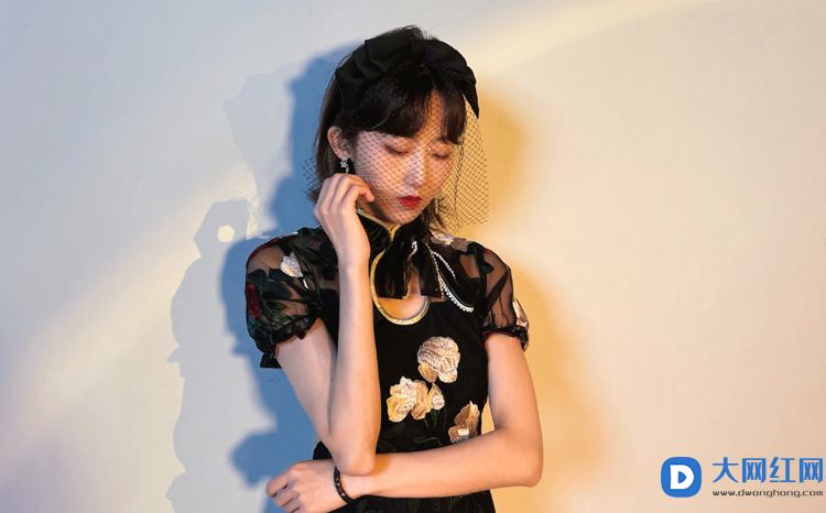 抖音小霸王个人资料简介 小霸王直播间