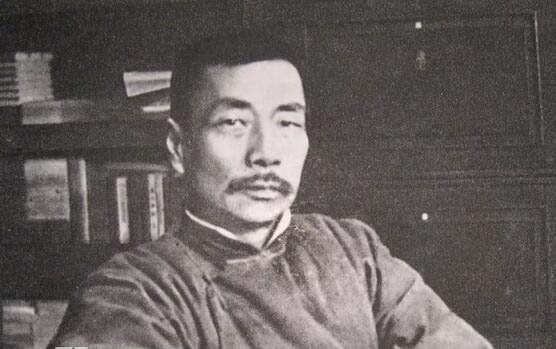 郭沫若与鲁迅相互认识吗 鲁迅为何说郭沫若是狗
