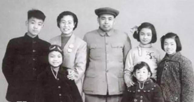 许世友与田普的爱情 许世友夫人田普军衔有多高