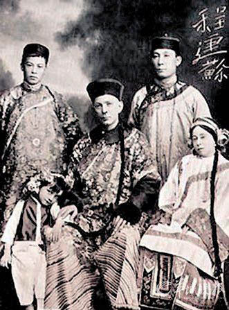 程连苏徒手抓子弹 魔术表演失误被子弹打死