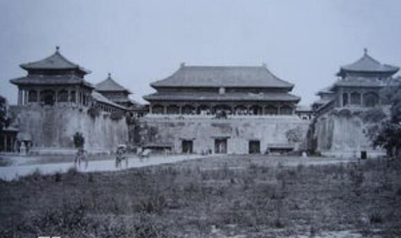 1992ʹ¼ ʹŮ¼Ƭ