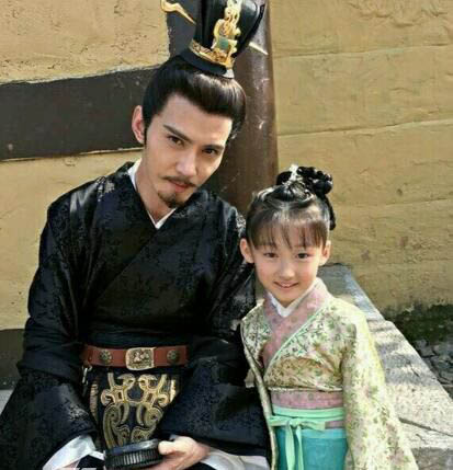 杨丽华到底是谁的女儿 杨丽华的亲生父母是谁