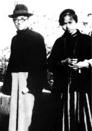 年轻时的胡适图片 那么多的女人都喜欢他
