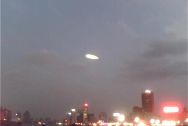 Ϻufo¼ ·ר˵