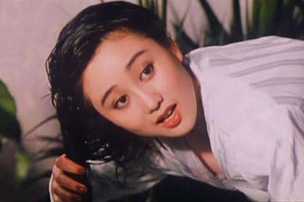 魔鬼天使水中咬胸细节 徐若瑄争议还是挺大