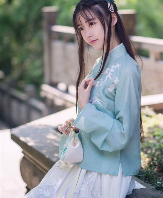 ɭָ ɭCosplay