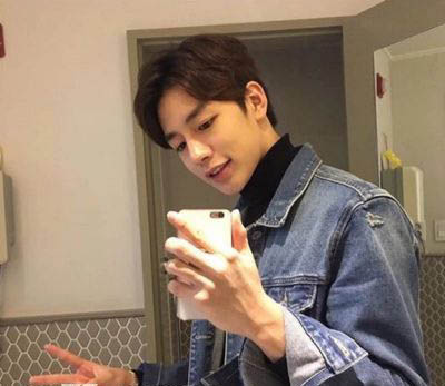 男友给前女友点赞是什么意思 对前任还有所留恋