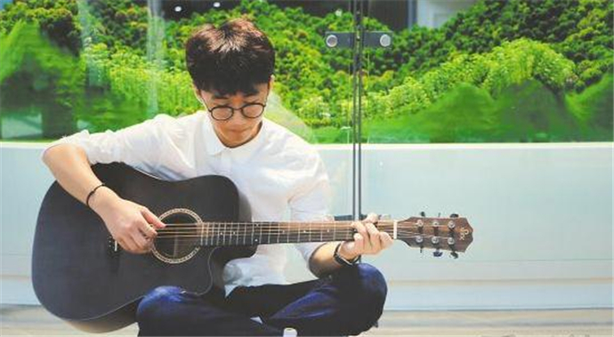 白羊歌词有点污?歌曲白羊表达了什么意思
