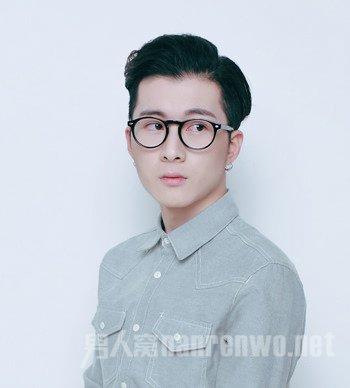 戴眼镜男生发型 凭什么你不能像吴亦凡那么帅