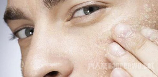 磨砂膏怎么用 它真的可以改善粗糙肌肤吗