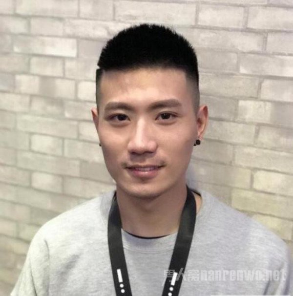 男生最时尚的短发发型 带你一起帅破天际的魅力