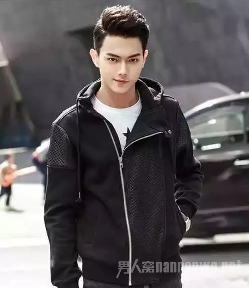 男士的额头 露不露也是一门学问呐