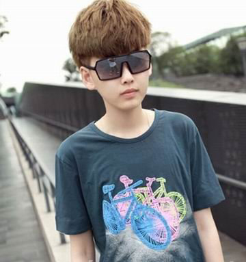 如何梳好看的发型 潮男更加帅气迷人