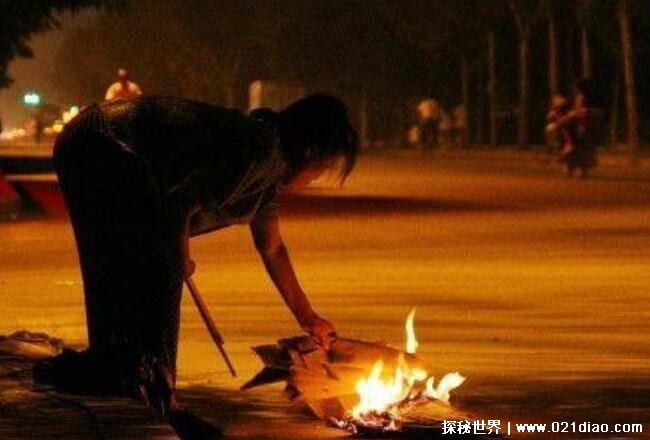鬼节有哪些禁忌 有人叫你千万不要回头