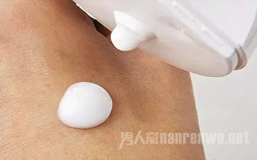 男人已经不光光护脸啦 还有他们那强壮的身子