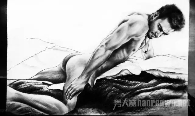 男人已经不光光护脸啦 还有他们那强壮的身子