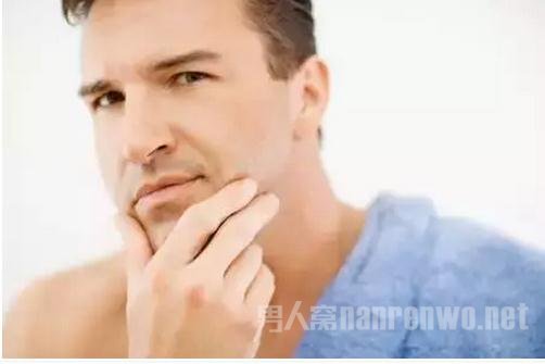 你的黑眼圈好丑 不会护肤的男人怎么征服世界