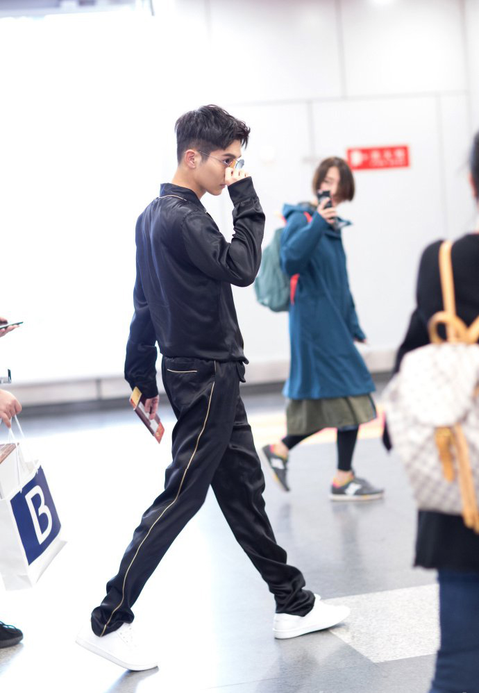 又一轮帅气穿搭来袭 请做好接收准备