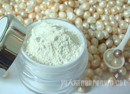 想要美白有没有尝试过自制珍珠粉面膜