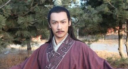 李斯不扶持扶苏的原因是什么 李斯和扶苏两个人的施政理念完全不
