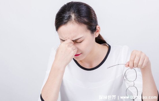 左眼跳是什么意思 眼皮跳是身体出现了问题