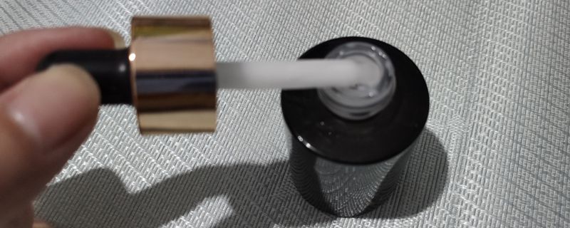 油性皮肤用什么精华
