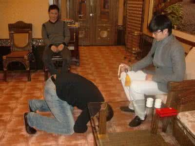 全民TV帝师孙英雄的来历与背景揭秘:背后的李哥身份解析