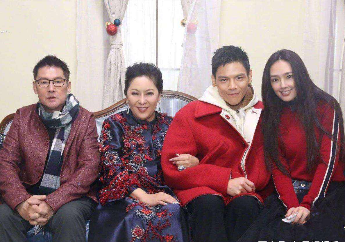 郭碧婷怀孕疑云:向太发文暗示命中是否有儿子