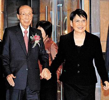 秦沛哀悼方逸华,邵逸夫与方逸华是否会合葬?一探方逸华年轻时的风采