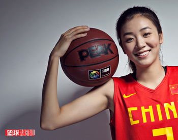 中国女篮第一美女赵爽、邵婷:揭秘两大美女球员的精彩简历