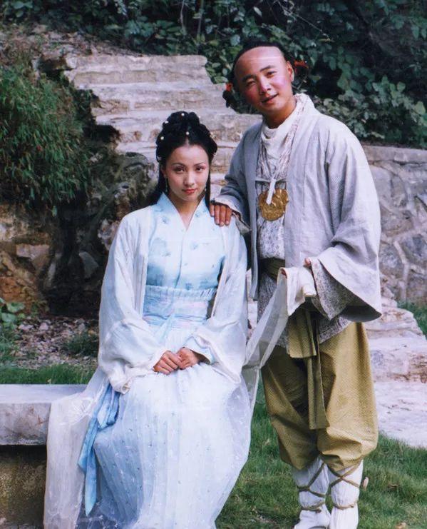 陶虹徐峥有几个孩子?罕见曝光女儿徐小宝正面照,两人感情现状如何?