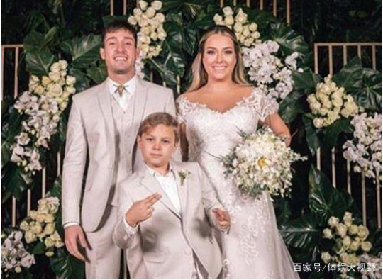19岁当爹却未结婚，内马尔儿子生母曝光，孩子与生母有联系吗？