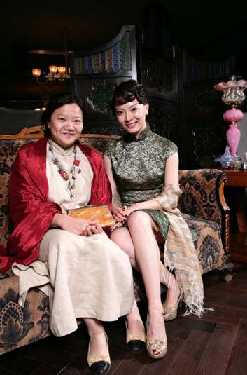 揭秘:洪晃的三段婚姻,与谁育有女儿?