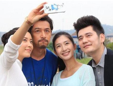 解析胡歌江疏影半同居试婚照,吻戏图曝光,江疏影与江珊关系揭秘