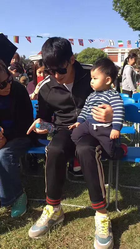 陆毅老婆鲍蕾个人资料婚纱照曝光,三胎喜得男孩?