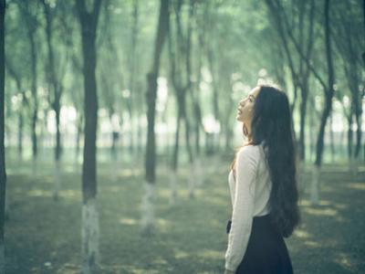 喜欢独处的女人什么样？独处有哪些好处？