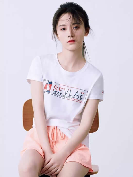 鞠婧祎泳装照片 看鞠婧祎穿泳装有多美