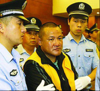 张宝林和张家豪的关系 两人是两个年代的人