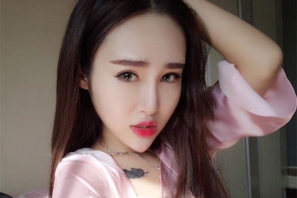 欣杨kitty是谁 和刘杀鸡之间的关系让好多人好奇