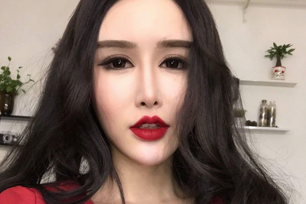 欣杨kitty是谁 和刘杀鸡之间的关系让好多人好奇