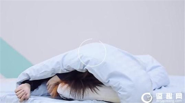 ˯˵ʲôƸΪʲô żϰ˯˭ǻ