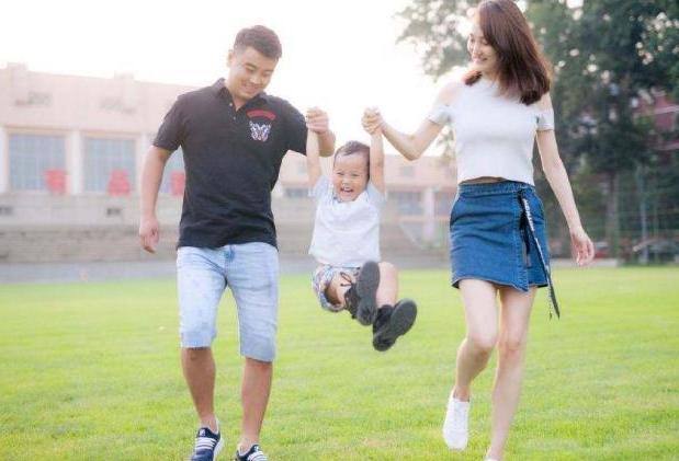 王皓老婆闫博雅现状如何 她和异性跳舞导致王皓非常不满