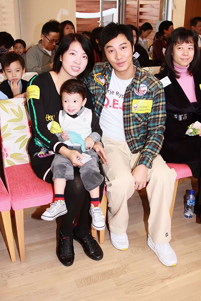 谭耀文：娶平凡老婆 相爱18年无绯闻 如今儿女双全生活幸福