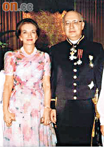 何婉琪年轻时候的照片 何婉琪何鸿章的私生子何东舜铭(麦舜铭)资料