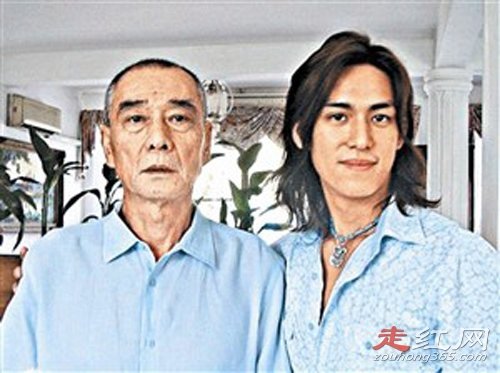 陈楚河的家世父亲陈启礼是谁 父亲葬礼后签字放弃继承遗产