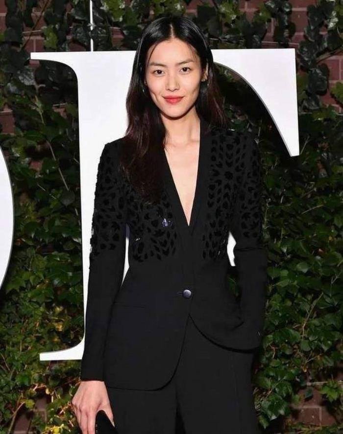 陈伟霆女友现任是谁 前女友有哪几个