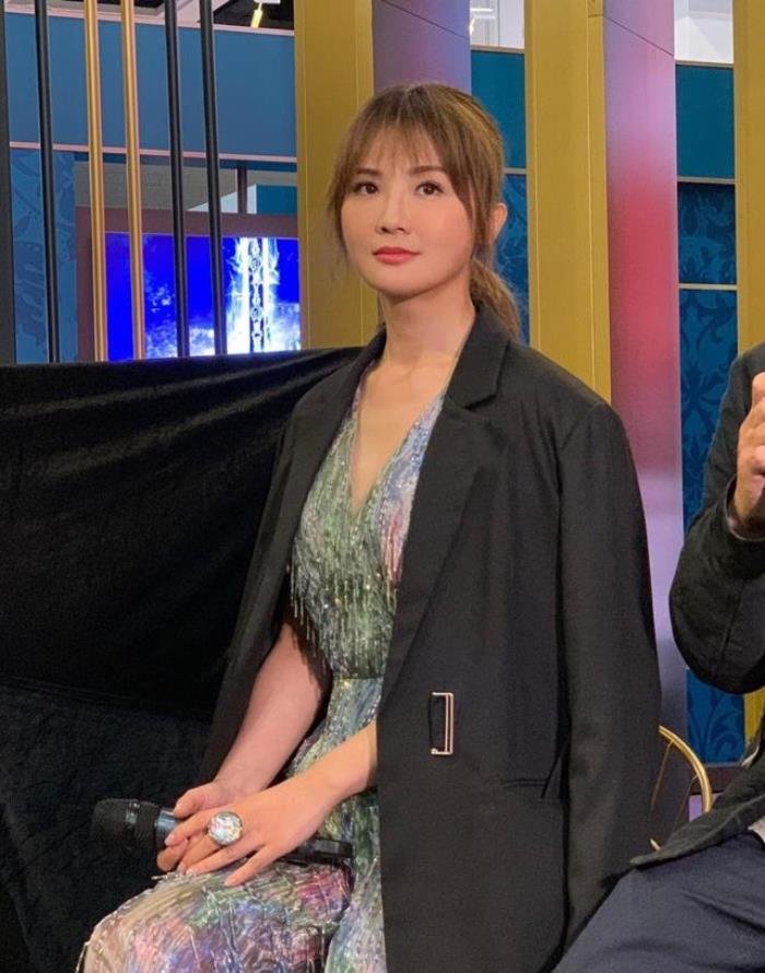陈伟霆女友现任是谁 前女友有哪几个